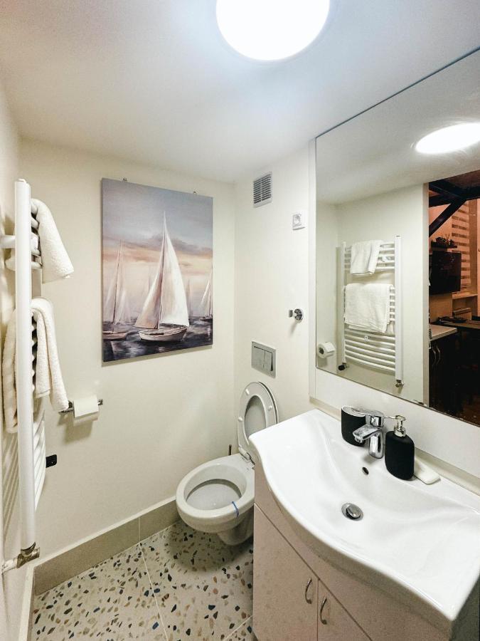 Comfy Studio In City Center Belgrado Exterior foto